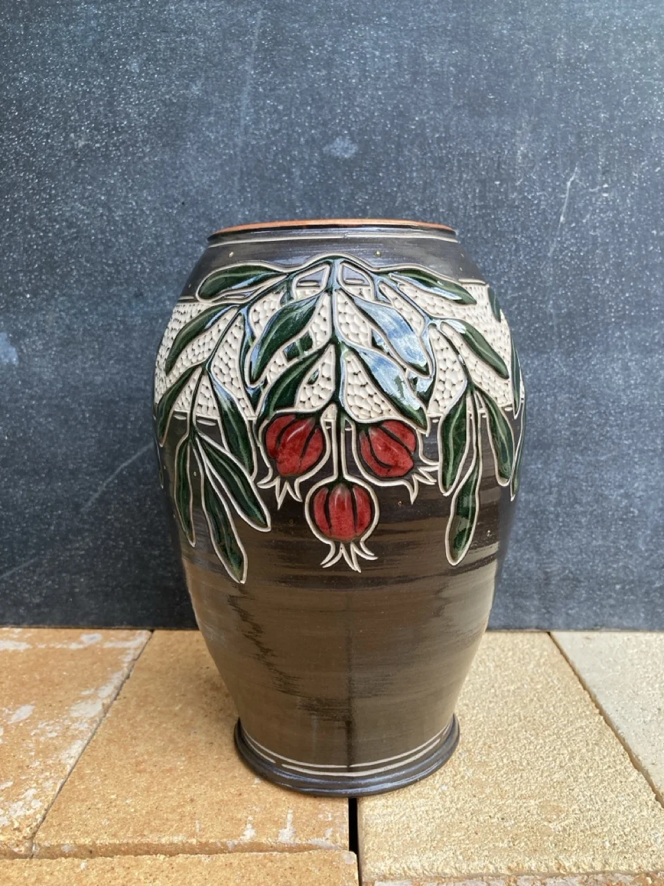 Large vase with pomegrante decoration